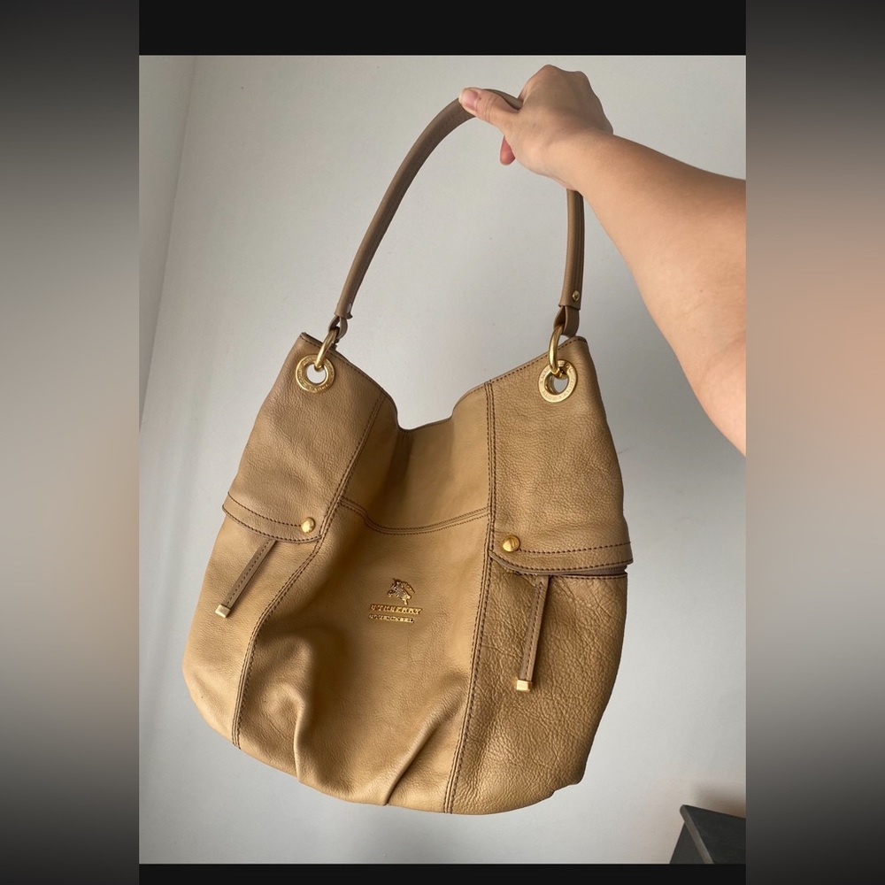 Burberry beige leather shoulder bag